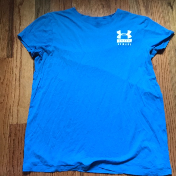 Under Armour Tops - Under Armour shirt Under Armour Tops - Under Armour shirt